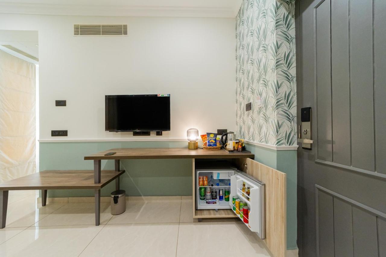 De Fleur Hotel ポンディシェリ エクステリア 写真
