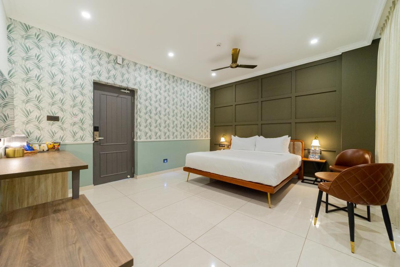 De Fleur Hotel ポンディシェリ エクステリア 写真