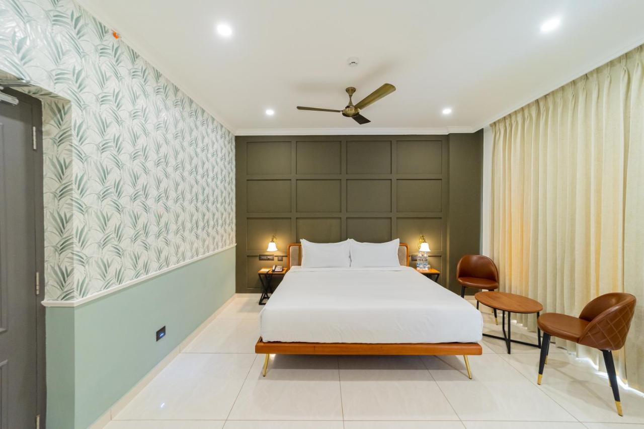De Fleur Hotel ポンディシェリ エクステリア 写真
