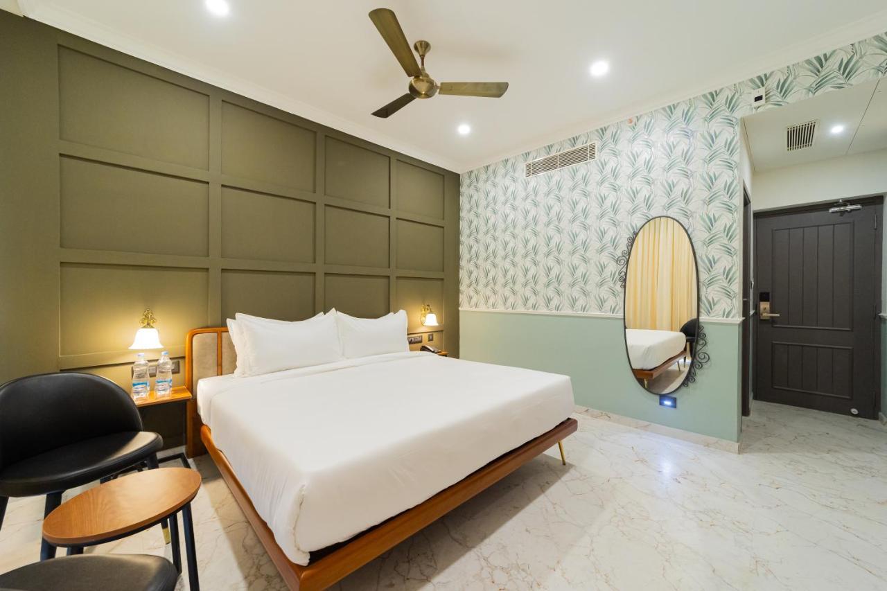 De Fleur Hotel ポンディシェリ エクステリア 写真