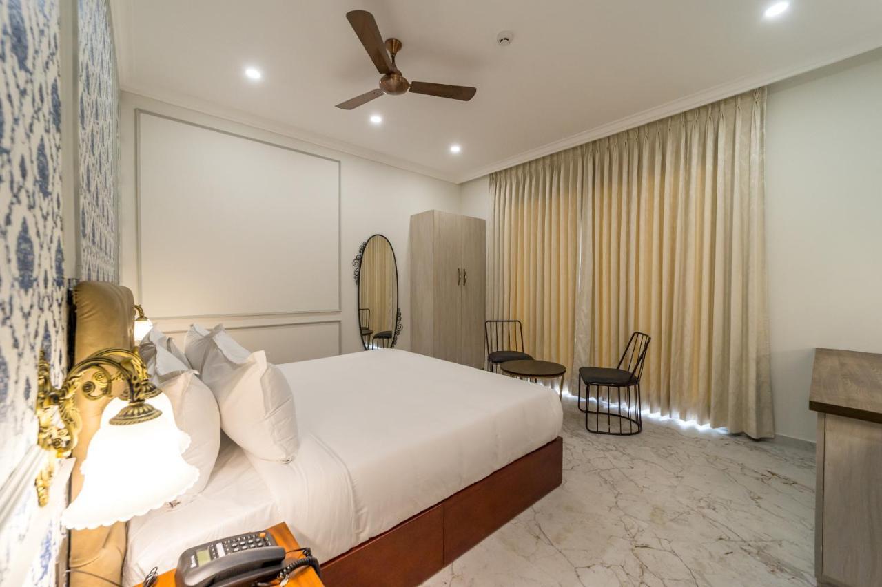 De Fleur Hotel ポンディシェリ エクステリア 写真