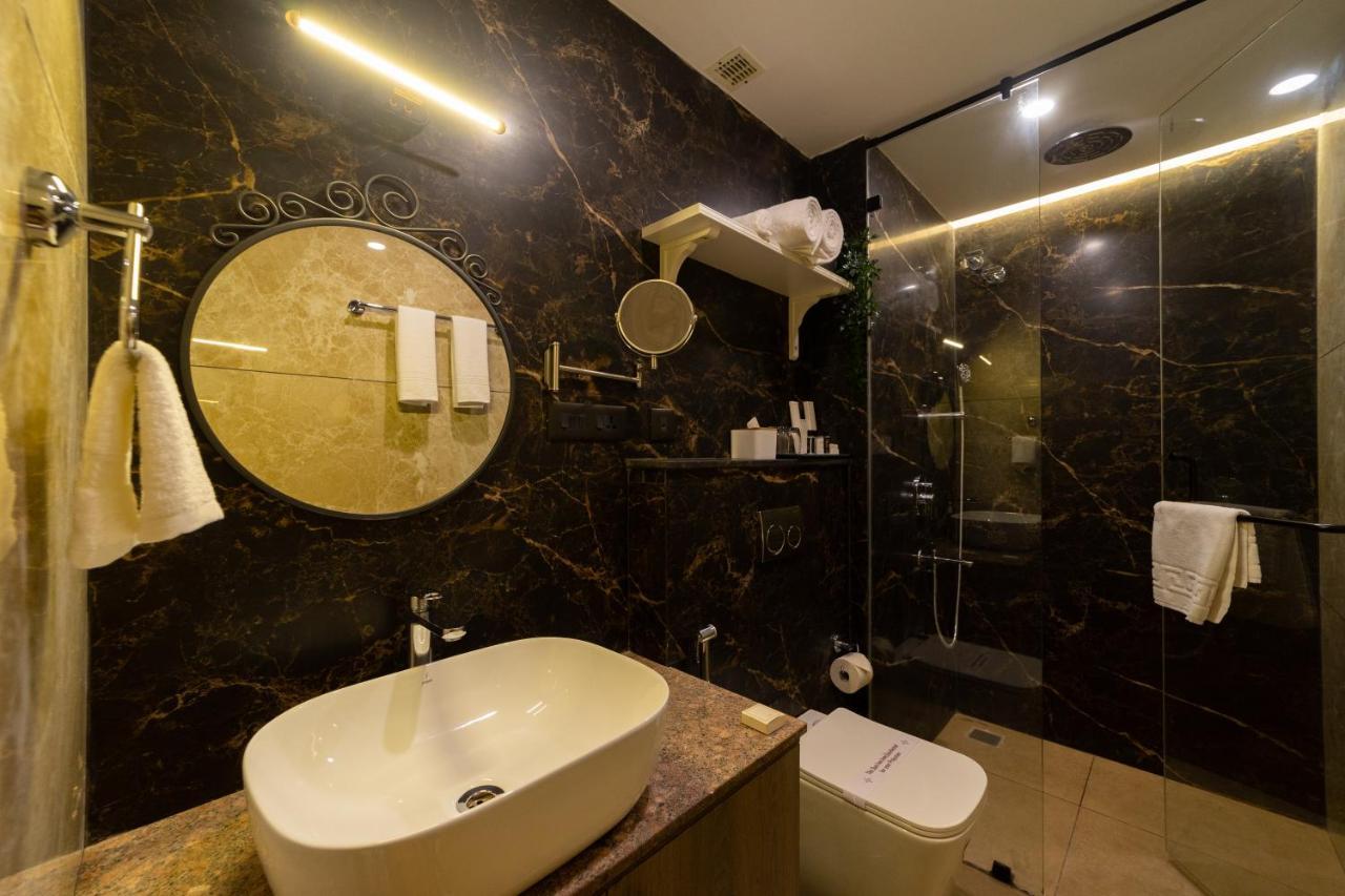 De Fleur Hotel ポンディシェリ エクステリア 写真